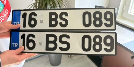 APP plakada son tarihin değiştiği ve plakayı basan şoförler odasına da yaptırım planlandığı iddia edildi