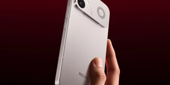 Redmi’den 7 İnçlik Dev Telefon Geliyor! 10.000 mAh Batarya ve 2K Ekran